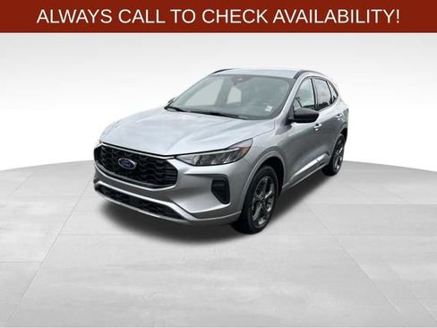 Used 2024 Ford Escape ST-Line AWD/4WD image 3
