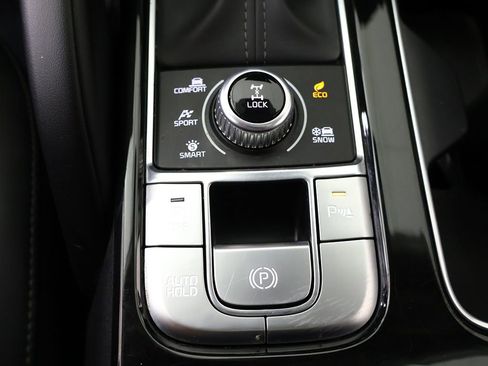 Used 2025 Kia Telluride S AWD/4WD image 56