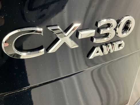 Used 2025 MAZDA CX-30 AWD 2.5 S w/ Select Sport Pkg image 9