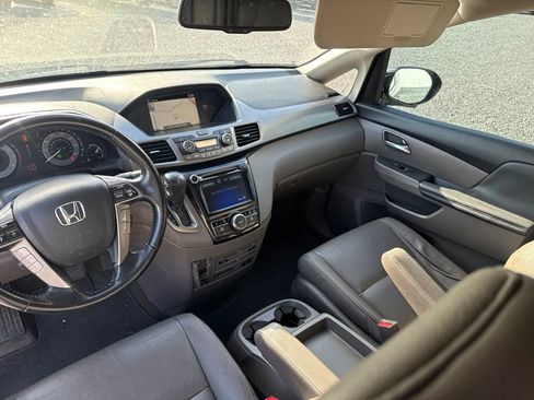 Used 2016 Honda Odyssey Touring image 18