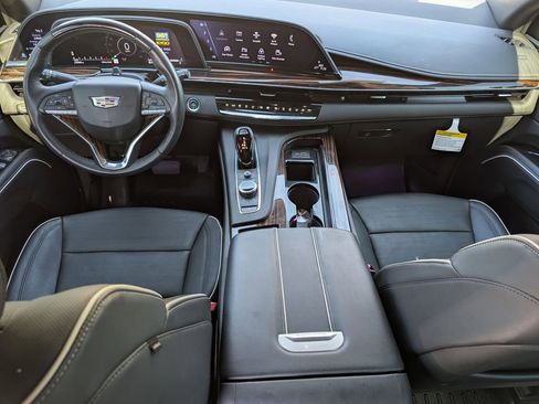 Used 2023 Cadillac Escalade ESV Premium Luxury w/ LPO, Floor Liner Package AWD/4WD image 20