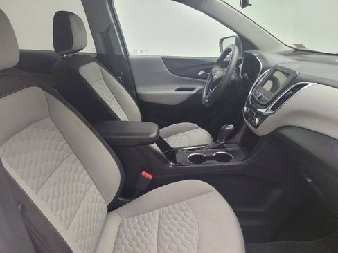 Used 2019 Chevrolet Equinox LS FWD image 21