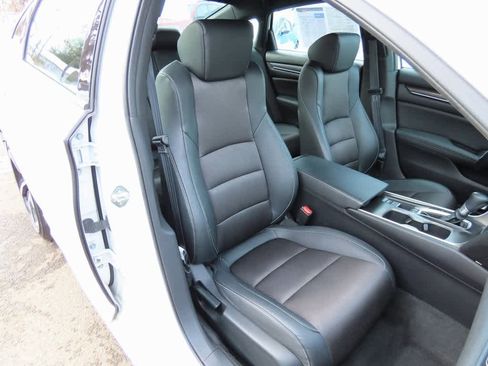 Used 2019 Honda Accord Sport image 16