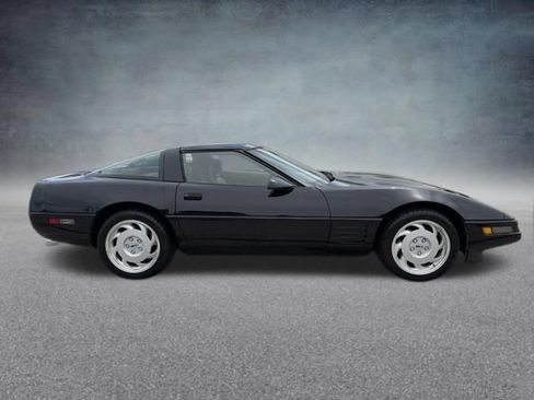 Used 1991 Chevrolet Corvette Coupe RWD image 5