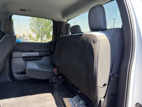Used 2023 Ford F250 XLT w/ FX4 Off-Road Package AWD/4WD image 9