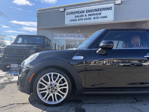 Used 2016 MINI Cooper S image 10