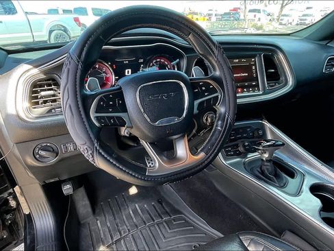 Used 2018 Dodge Challenger SRT Hellcat image 5