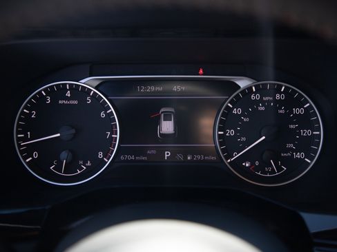 Used 2025 Nissan Pathfinder Rock Creek AWD/4WD image 19