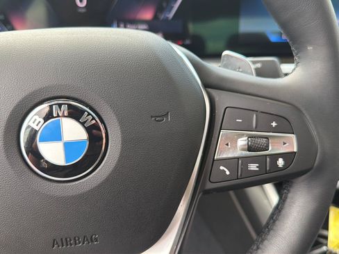 Used 2023 BMW 330i Sedan w/ Premium Package RWD image 21