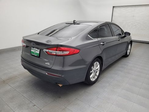 Used 2020 Ford Fusion SE FWD image 9