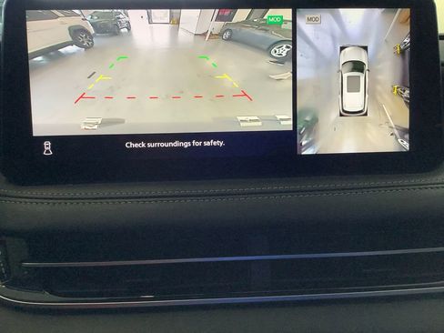 Used 2023 INFINITI QX60 Sensory w/ Cargo Package image 26