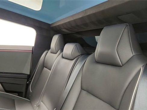 Used 2024 Tesla Cybertruck AWD Crew Cab image 26