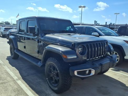 Used 2023 Jeep Gladiator Sport AWD/4WD image 1