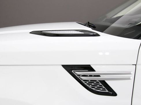 Used 2017 Land Rover Range Rover Sport HSE image 41