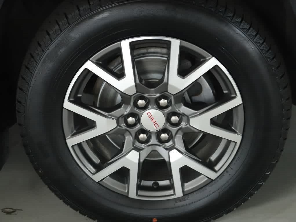 Used 2020 GMC Acadia SLE w/ Driver Convenience Package FWD image 10
