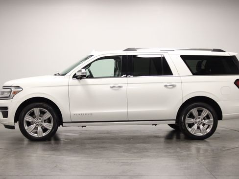 Used 2024 Ford Expedition Max Platinum AWD/4WD image 5