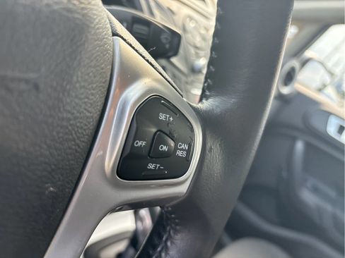 Used 2016 Ford Fiesta SE FWD image 11