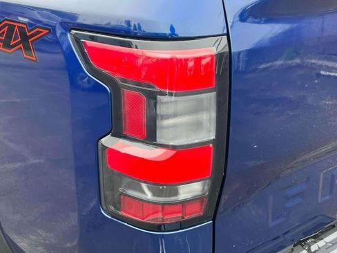 Used 2022 Nissan Frontier PRO-4X image 10