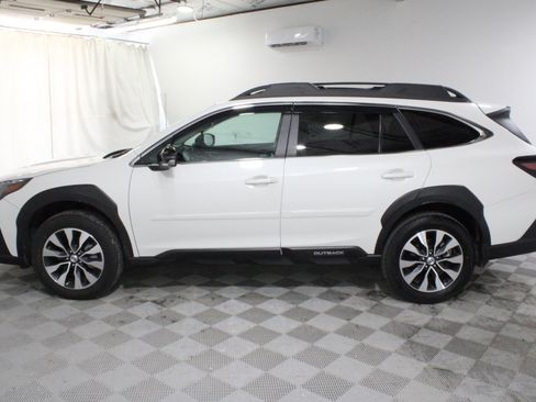 Certified 2025 Subaru Outback Limited AWD/4WD image 30