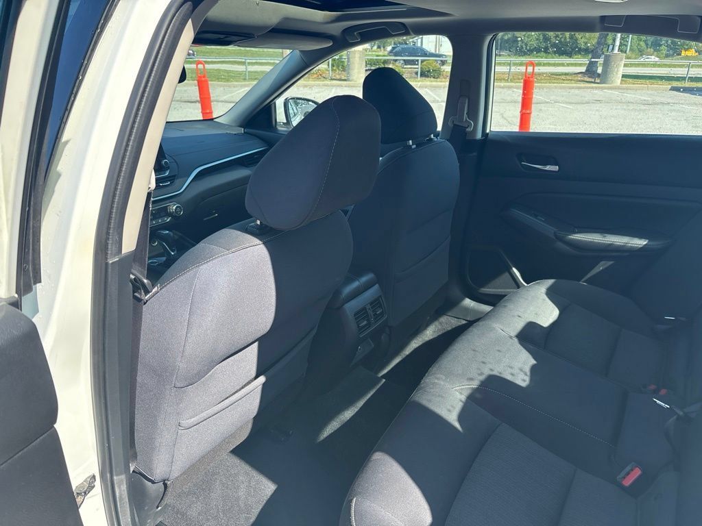 Used 2019 Nissan Altima 2.5 SV AWD/4WD image 13