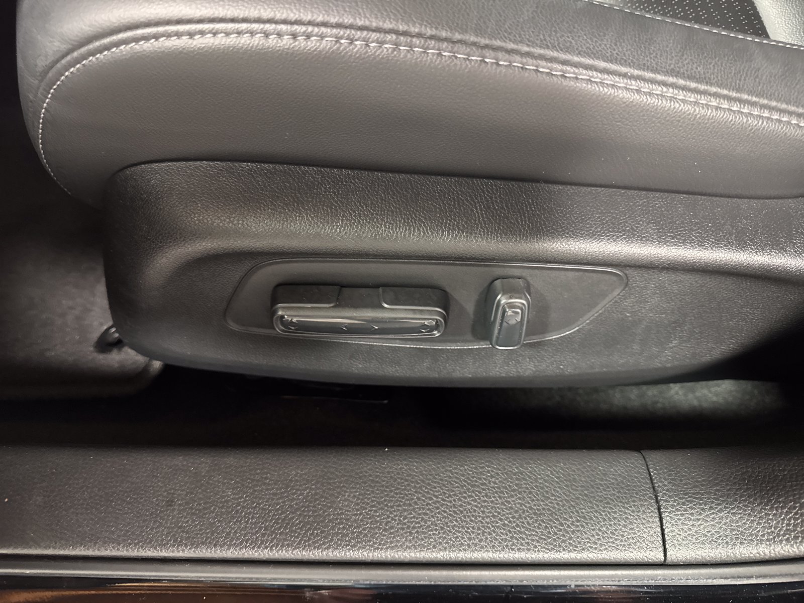 Certified 2024 Honda Civic Touring image 11