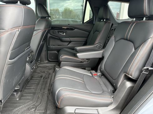 Used 2023 Honda Pilot TrailSport image 25