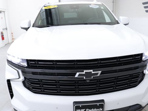 Used 2024 Chevrolet Suburban RST w/ Luxury Package image 2