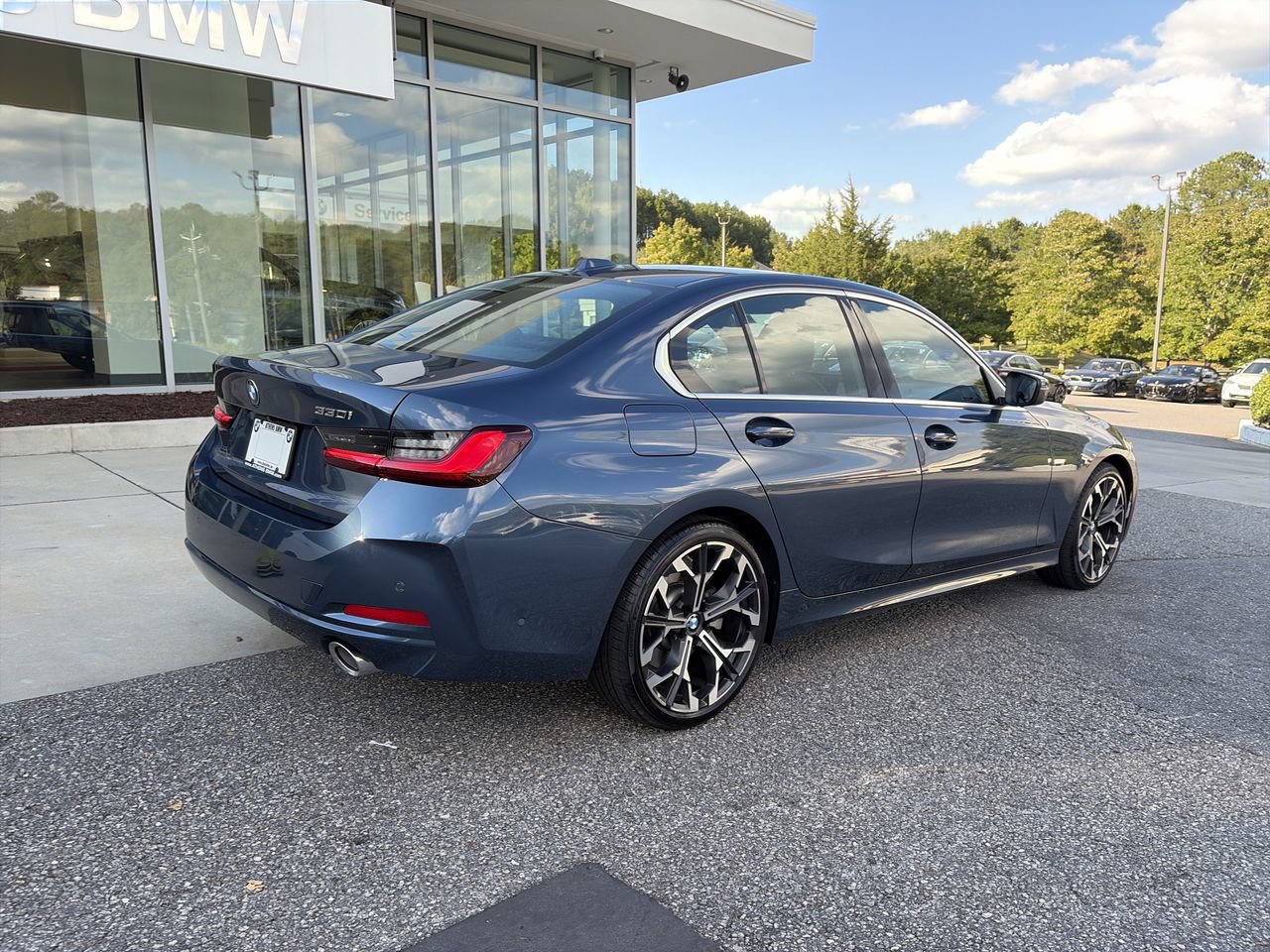 Used 2026 BMW 330i Sedan RWD image 8