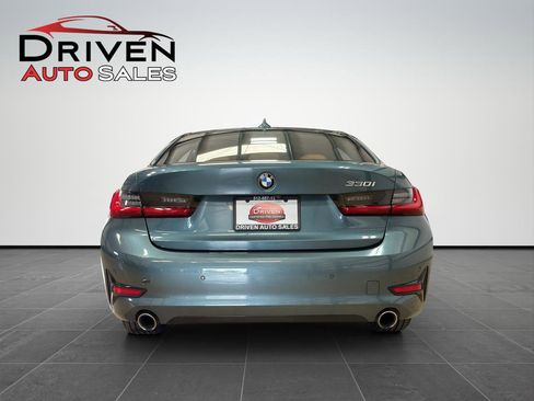 Used 2021 BMW 330i Sedan w/ Convenience Package RWD image 5