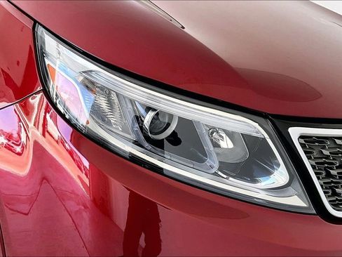 Used 2015 Kia Sorento SX image 37