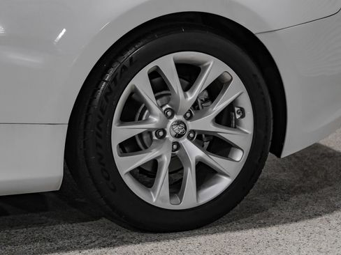 Used 2013 Hyundai Genesis 3.8 RWD image 58