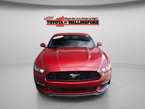 Used 2015 Ford Mustang Coupe RWD image 7