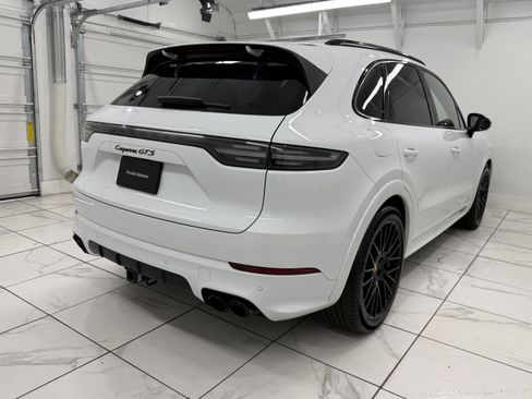 Certified 2023 Porsche Cayenne GTS AWD/4WD image 12