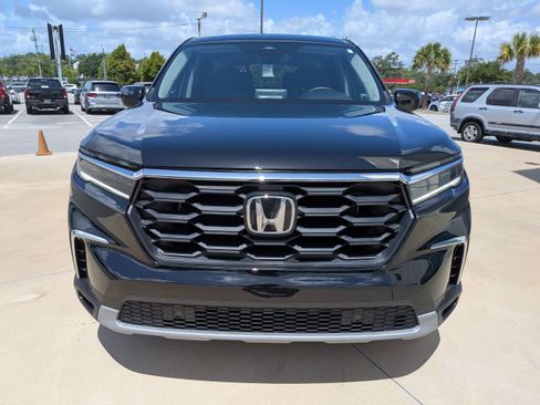 Certified 2025 Honda Pilot EX-L image 12