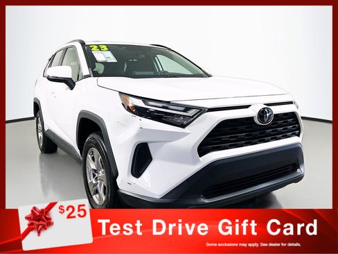 Used 2023 Toyota RAV4 XLE w/ Convenience Package FWD image 1