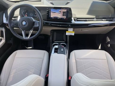 Used 2025 BMW X1 xDrive28i w/ Technology Package AWD/4WD image 15