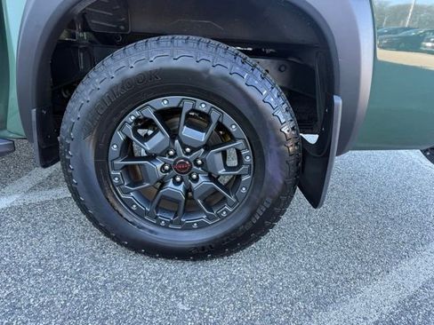 Used 2023 Nissan Frontier PRO-4X w/ Pro-4X Premium Package image 13