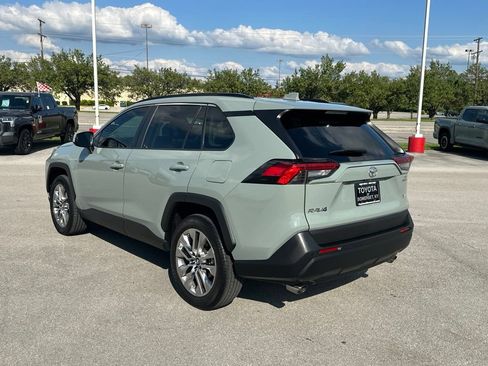 Certified 2019 Toyota RAV4 XLE Premium w/ Advanced Technology Package FWD image 5