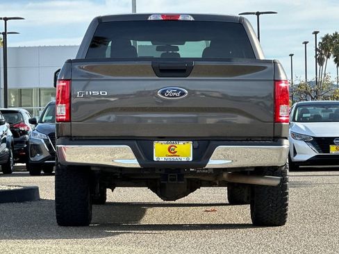 Used 2017 Ford F150 XLT image 5