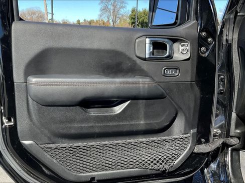 Used 2023 Jeep Wrangler Unlimited Rubicon 392 w/ Xtreme Recon 35" Tire Package AWD/4WD image 25