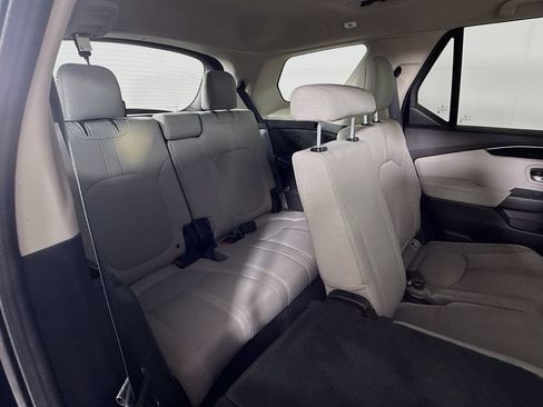 Certified 2023 Honda Pilot LX image 23