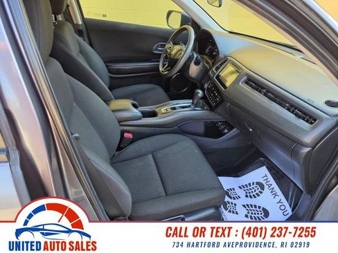 Used 2017 Honda HR-V EX image 13