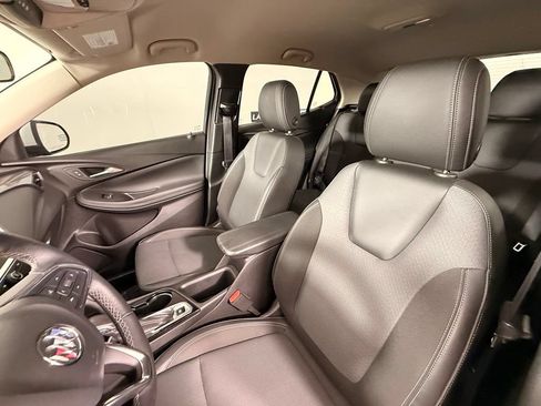 Used 2022 Buick Encore GX Select AWD/4WD image 39