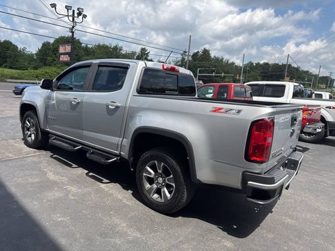 Used 2017 Chevrolet Colorado Z71 AWD/4WD image 7