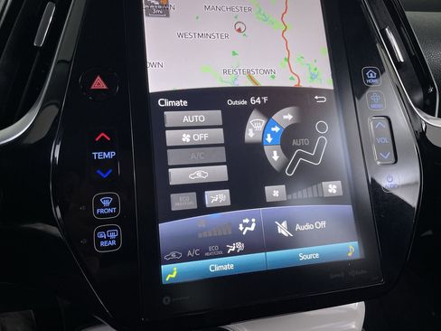 Used 2017 Toyota Prius Prime Premium w/ Carpet Mat Package image 18