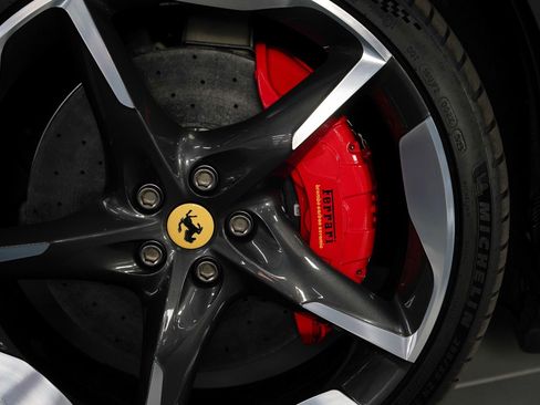 Used 2026 Ferrari Purosangue AWD/4WD image 19