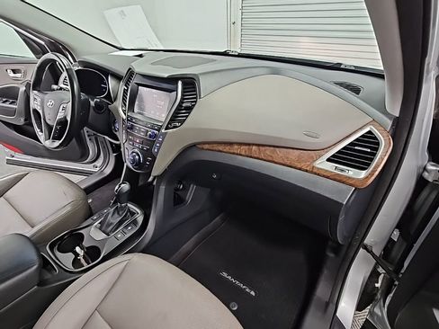 Used 2019 Hyundai Santa Fe XL image 40