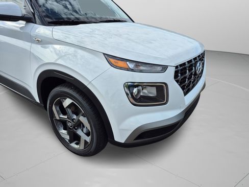New 2026 Hyundai Venue SEL FWD image 34