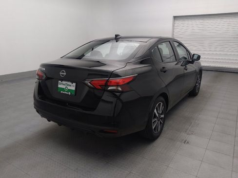 Used 2025 Nissan Versa SV FWD image 9