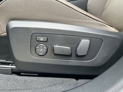 Used 2026 BMW X3 xDrive30 w/ Premium Package image 15